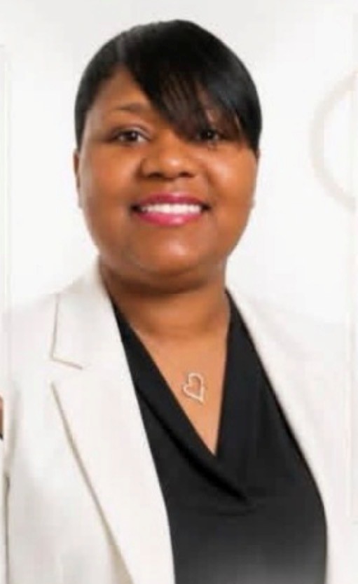 Yiesha McFarland headshot